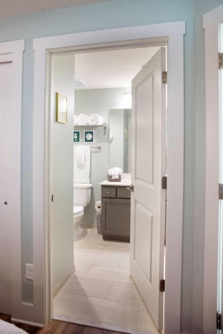 Gorgeous New Boho 1-bdrm At Calypso Tower 3 Resort, Walk To Pier Park! Apartment *
