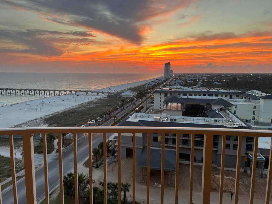 Gorgeous New Boho 1-bdrm At Calypso Tower 3 Resort, Walk To Pier Park! Apartment